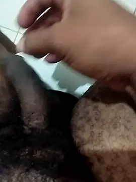 Snapshot of chokito32 chatting on 03-18-26, 01:31 chokito32 online show from 03-18-26, 01:31