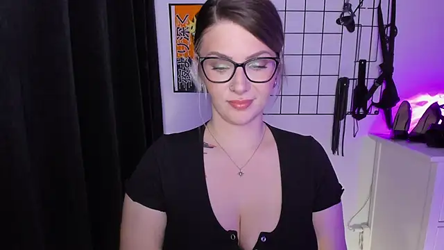 Snapshot of 1Sandy chatting on 02-28-25, 05:48 1Sandy online show from 02-28-25, 05:48