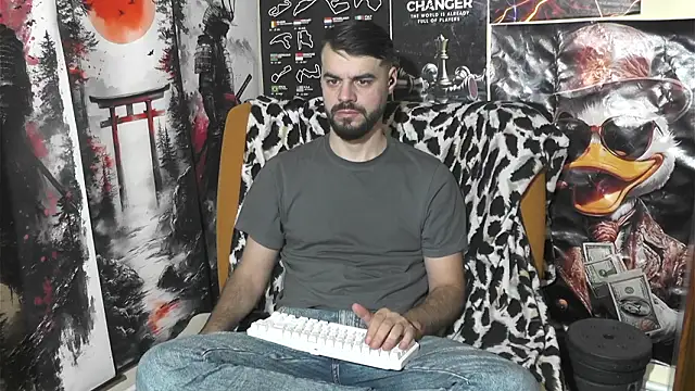 Snapshot of 00george chatting on 01-14-26, 03:28 00george online show from 01-14-26, 03:28