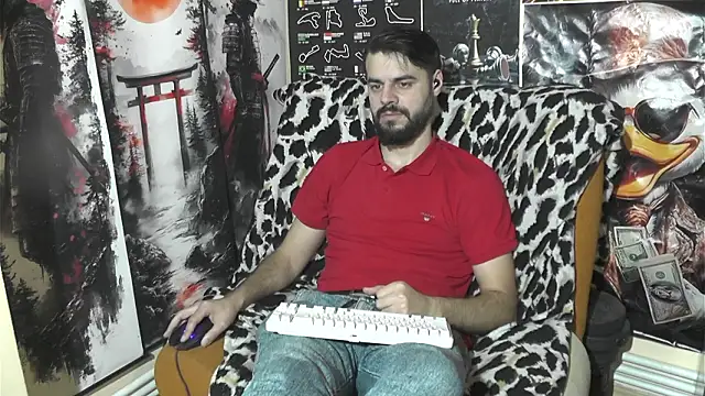 Snapshot of 00george chatting on 02-15-26, 04:47 00george online show from 02-15-26, 04:47