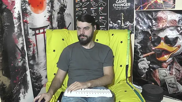 Snapshot of 00george chatting on 03-01-26, 08:05 00george online show from 03-01-26, 08:05