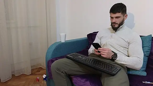 MauroTwin online show from 12-20-24, 05:40