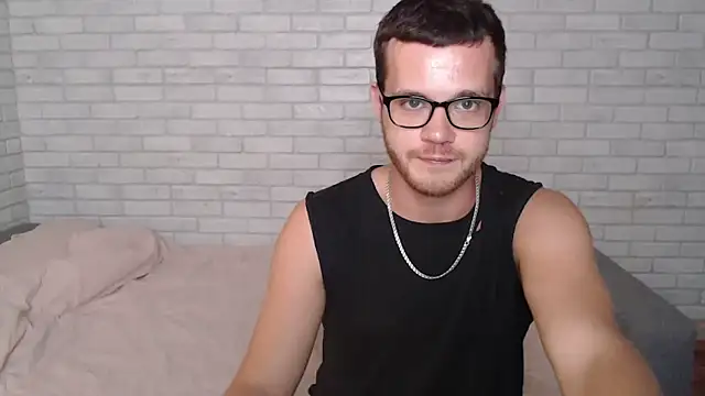 Alexxx horny online show from 09-17-25, 05:14