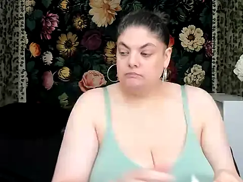 Exotic-Melons online show from 05-15-26, 09:55