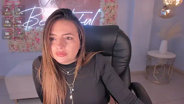 AmyWood online show from 12-28-24, 07:00