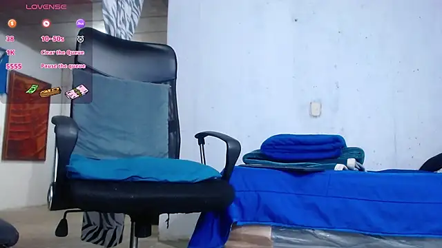 Snapshot of kilian_xx chatting on 02-24-26, 10:57 kilian xx online show from 02-24-26, 10:57