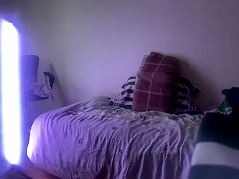 Czechyoungboy online show from 10-28-25, 05:55