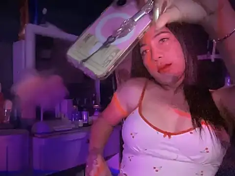 Snapshot of kristinestar chatting on 02-11-26, 12:48 kristinestar online show from 02-11-26, 12:48