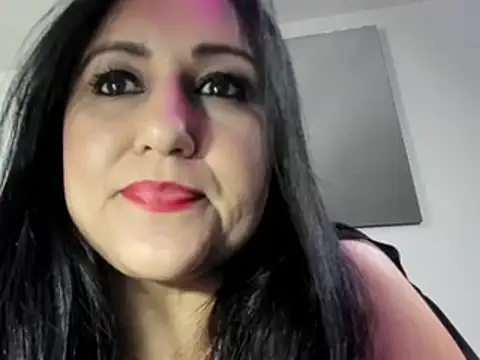 Snapshot of foxy-porn1 chatting on 12-18-24, 09:29 foxy-porn1 online show from 12-18-24, 09:29