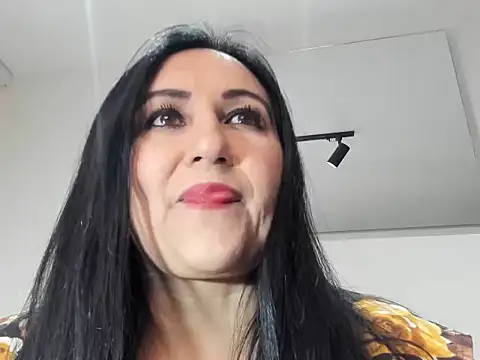 foxy-porn1 online show from 06-15-26, 08:22