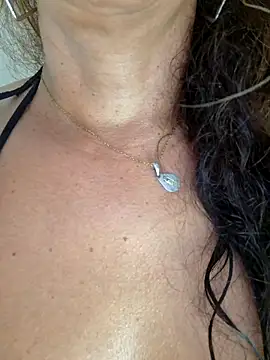 YOURSDEBORA online show from 11-14-25, 07:45