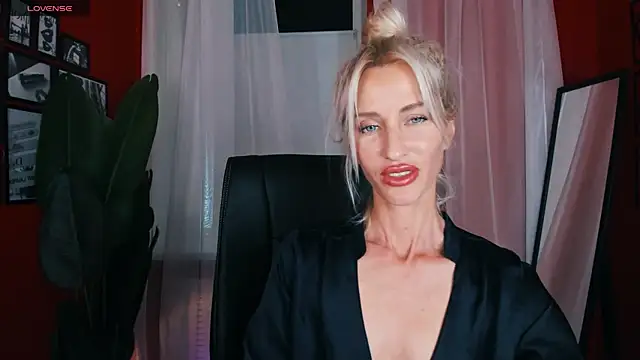 CindySw online show from 09-13-25, 10:37