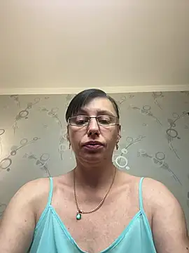 Snapshot of Amberhotqueen chatting on 06-28-26, 08:26 Amberhotqueen online show from 06-28-26, 08:26