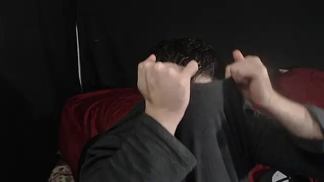 Snapshot of Metalstud chatting on 12-07-24, 08:27 Metalstud online show from 12-07-24, 08:27