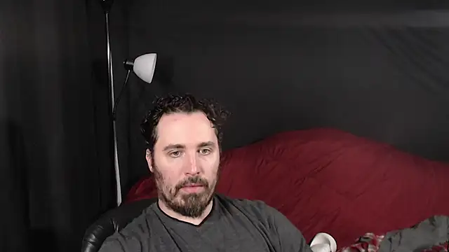 Snapshot of Metalstud chatting on 12-16-24, 09:41 Metalstud online show from 12-16-24, 09:41