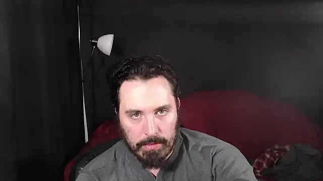 Snapshot of Metalstud chatting on 01-04-25, 01:52 Metalstud online show from 01-04-25, 01:52