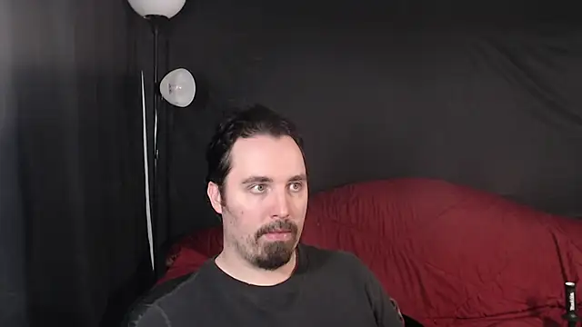 Snapshot of Metalstud chatting on 01-21-25, 12:46 Metalstud online show from 01-21-25, 12:46