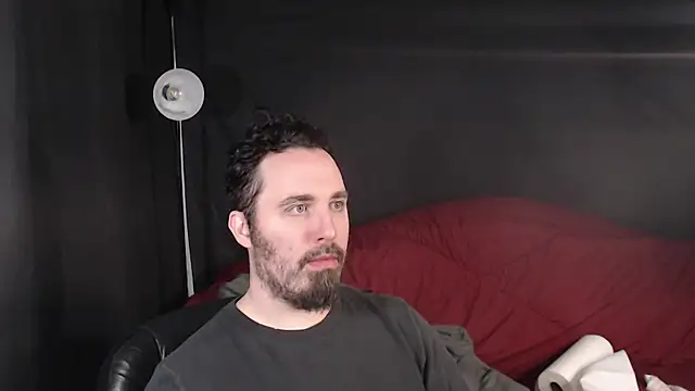 Snapshot of Metalstud chatting on 03-02-25, 03:45 Metalstud online show from 03-02-25, 03:45