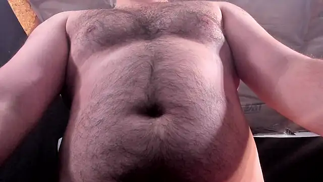 Snapshot of Metalstud chatting on 11-04-25, 02:21 Metalstud online show from 11-04-25, 02:21