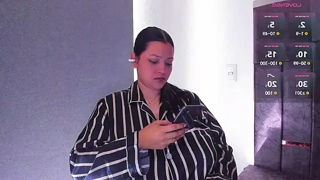 MarcellaGriffin online show from 01-25-25, 01:52