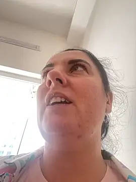 alisiaparril online show from 11-13-25, 05:17