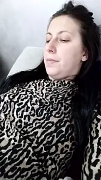 Snapshot of lolyforyou chatting on 11-18-25, 07:13 lolyforyou online show from 11-18-25, 07:13