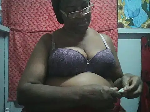 Snapshot of pink69pussy chatting on 12-16-25, 08:08 pink69pussy online show from 12-16-25, 08:08