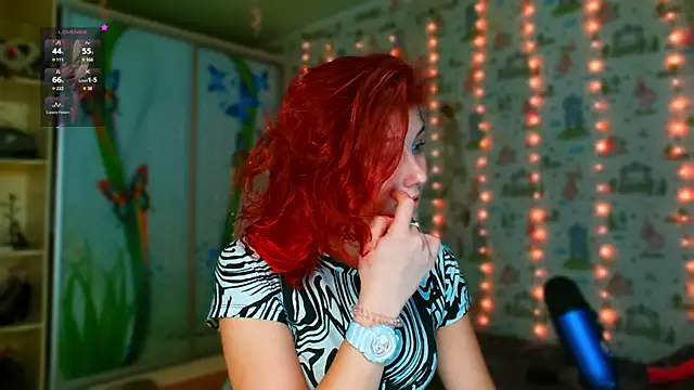 SmokyRose online show from 11-17-25, 12:00