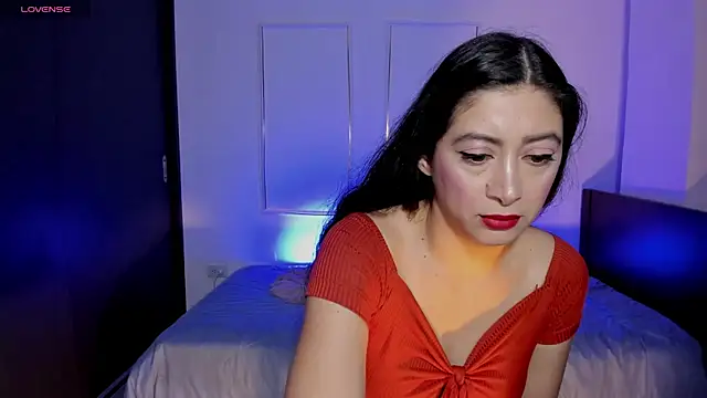 Snapshot of MeganWhite3 chatting on 03-29-26, 01:49 MeganWhite3 online show from 03-29-26, 01:49