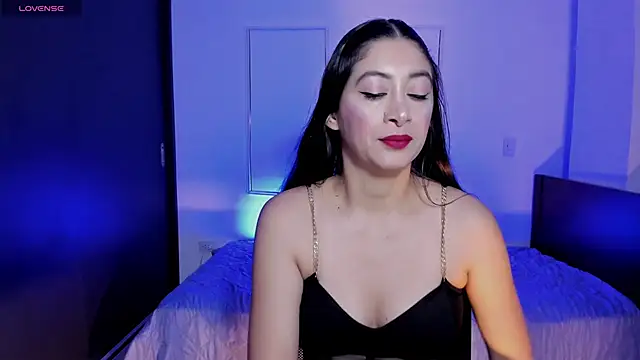 Snapshot of MeganWhite3 chatting on 04-07-26, 01:50 MeganWhite3 online show from 04-07-26, 01:50