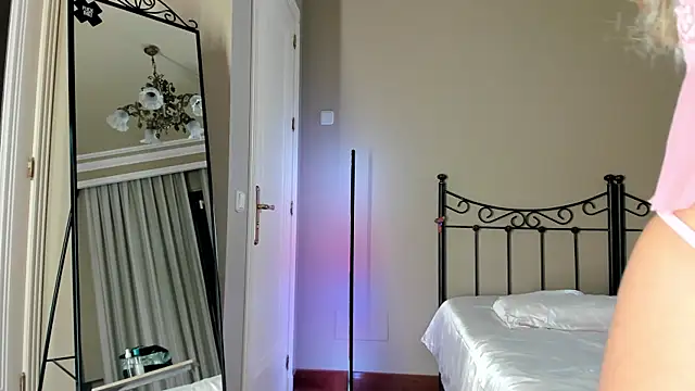 mazekyn online show from 01-25-25, 05:08