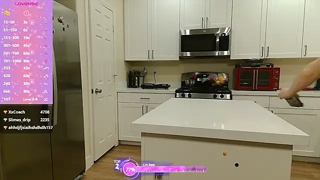 Snapshot of Blondiewithanass chatting on 03-22-25, 12:14 Blondiewithanass online show from 03-22-25, 12:14