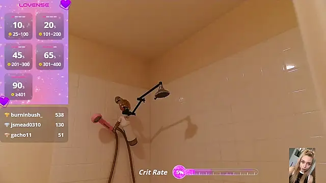 Snapshot of Blondiewithanass chatting on 10-07-25, 01:36 Blondiewithanass online show from 10-07-25, 01:36