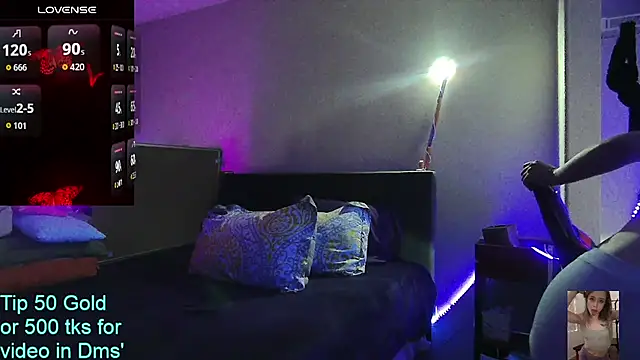 Blondiewithanass online show from 06-24-26, 03:38