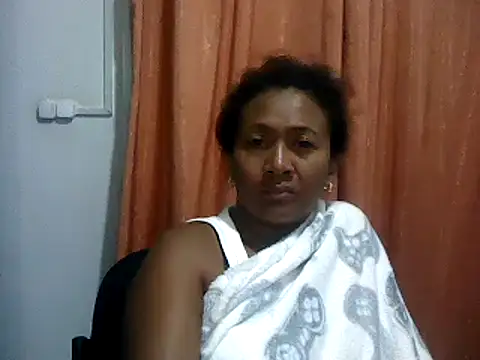 Snapshot of sexyladii chatting on 03-09-25, 07:37 sexyladii online show from 03-09-25, 07:37
