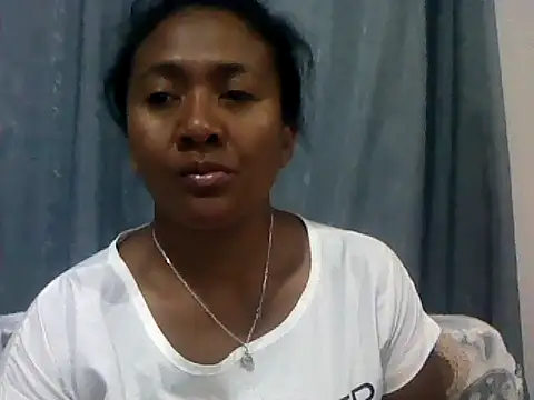 Snapshot of sexyladii chatting on 10-07-25, 04:37 sexyladii online show from 10-07-25, 04:37