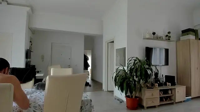 woolfiie online show from 01-21-25, 12:07