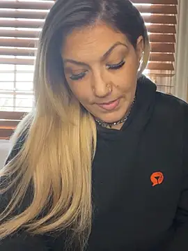 LittleMissEeve online show from 02-07-25, 04:35