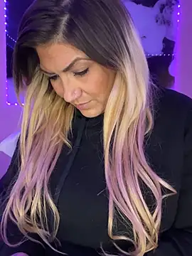 LittleMissEeve online show from 03-03-25, 04:36