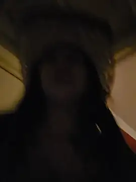 LittleMissEeve online show from 06-19-26, 03:22