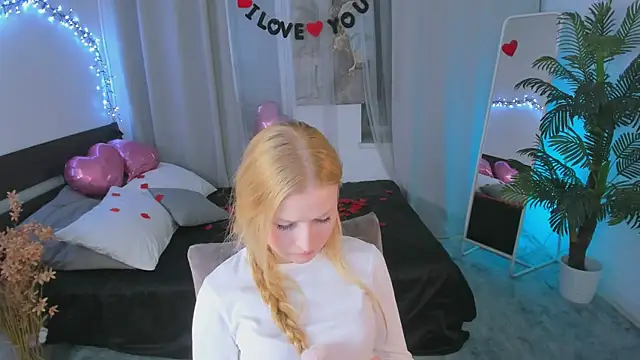 Laly Peach online show from 02-17-25, 07:21