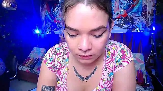 Snapshot of ShantalBlonde chatting on 02-01-25, 01:51 ShantalBlonde online show from 02-01-25, 01:51