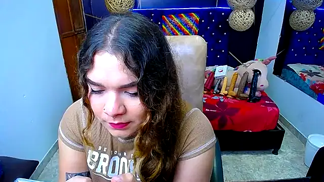Snapshot of ShantalBlonde chatting on 03-18-25, 03:53 ShantalBlonde online show from 03-18-25, 03:53