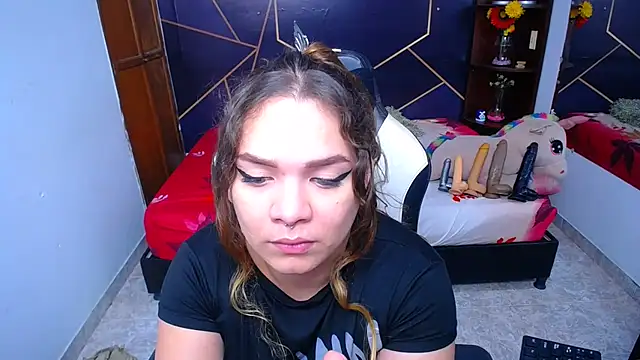 Snapshot of ShantalBlonde chatting on 09-12-25, 01:49 ShantalBlonde online show from 09-12-25, 01:49