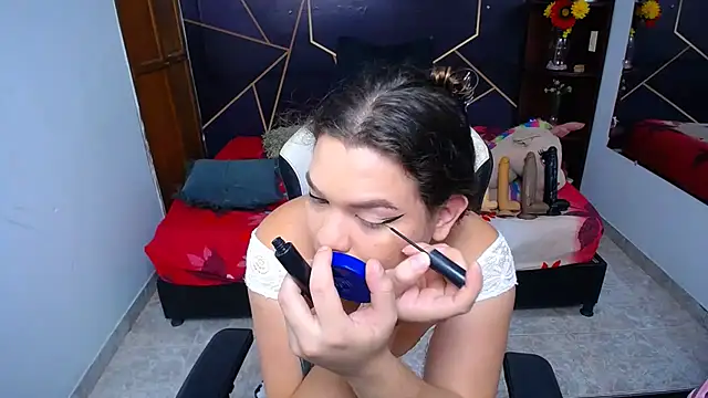 Snapshot of ShantalBlonde chatting on 09-25-25, 01:09 ShantalBlonde online show from 09-25-25, 01:09