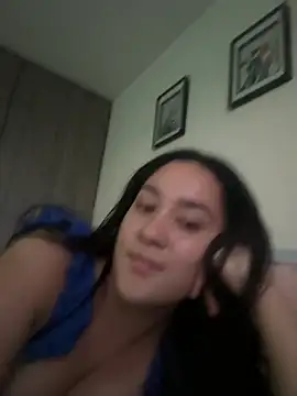 Nina lovi online show from 04-16-26, 11:18