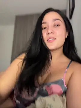 Nina lovi online show from 08-05-26, 04:04