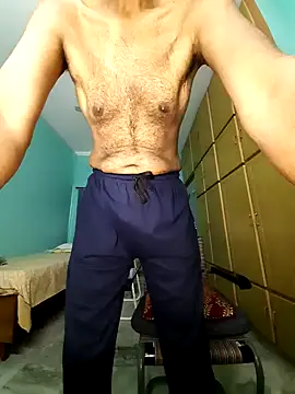 Snapshot of hornyindianmale82 chatting on 01-26-25, 10:23 hornyindianmale82 online show from 01-26-25, 10:23