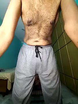 Snapshot of hornyindianmale82 chatting on 01-30-25, 10:40 hornyindianmale82 online show from 01-30-25, 10:40