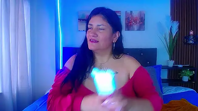 Snapshot of salomexlove_20 chatting on 05-08-26, 01:27 salomexlove 20 online show from 05-08-26, 01:27